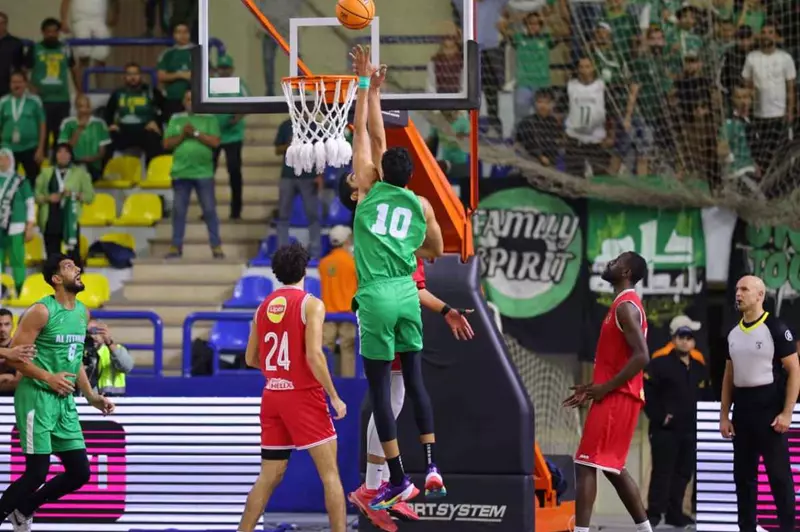 اتحاد السلة يعتبر الاتحاد منسحبًا ويُتوج الأهلي