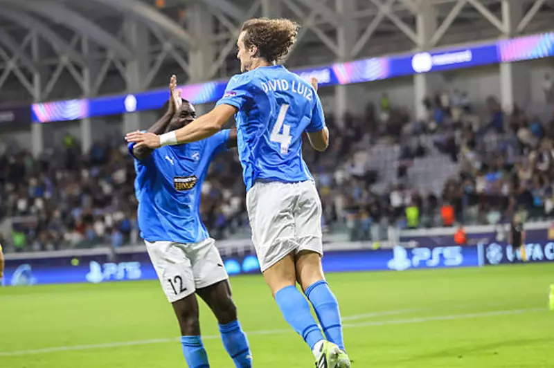 بعد 2900 يومًا.. ديفيد لويز يعود للتسجيل في الأبطال